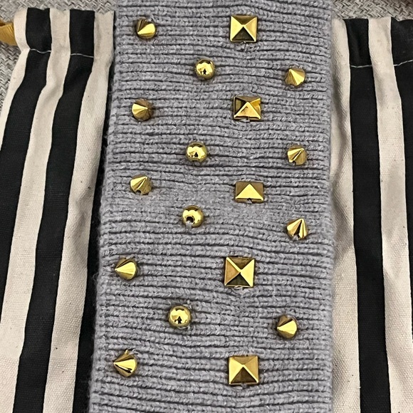 ❌ON SALE❌LELE SADOUGHI AUTHENTIC LIGHT GREY 14K GOLD-PLATED STUDDED EAR WARMER - Picture 16 of 17